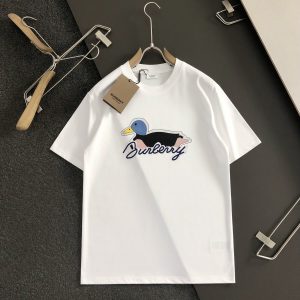 「#2056」Burberry Black reachable duck cartoon footprint T-shirt