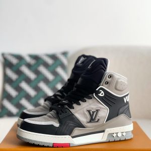 「#2048」LOUIS VUITTON TRAINER SNEAKERS