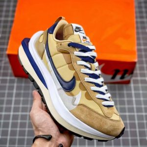 「#2357」Sacai x Nike VaporWaffle sesame and blue void