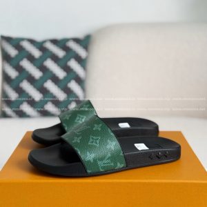 「#3942」LOUIS VUITTON SLIPPERS