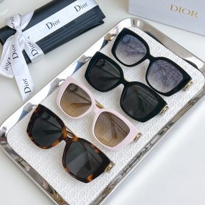 「#4225」Dior Sunglasses