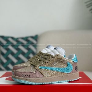 「#4532」Jordan 1 x Gucci Hand-Set Rhinestones Low Sneakers