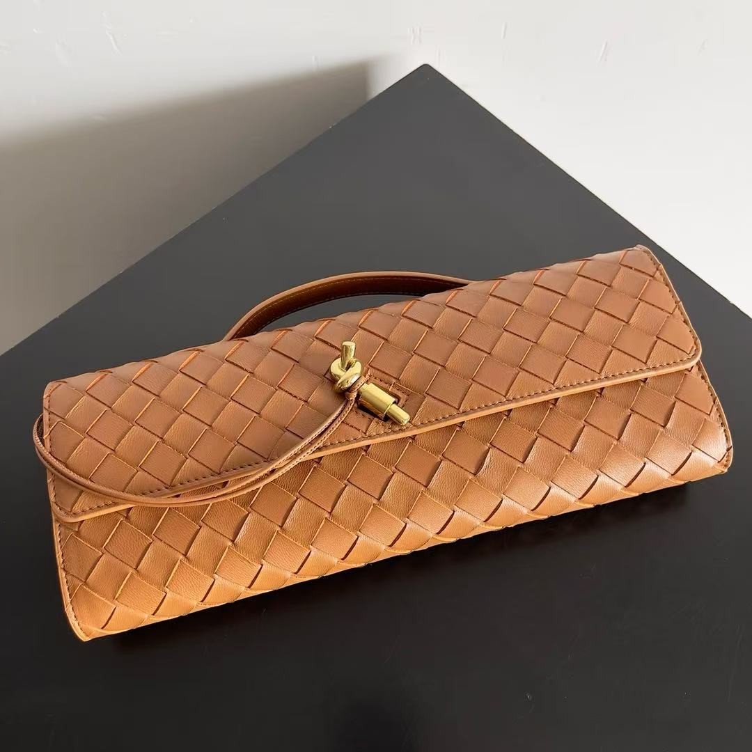 「#3843」BOTTECA VENETA uses exquisite craftsmanship intreccio woven imported sheepskin evening clutch bag Si