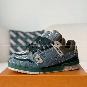 「#4930」LOUIS VUITTON x NIGO JOINT MODEL TRAINER FW25 SNEAKERS