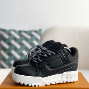 「#2196」 LOUIS VUITTON TRAINER Maxi SNEAKERS