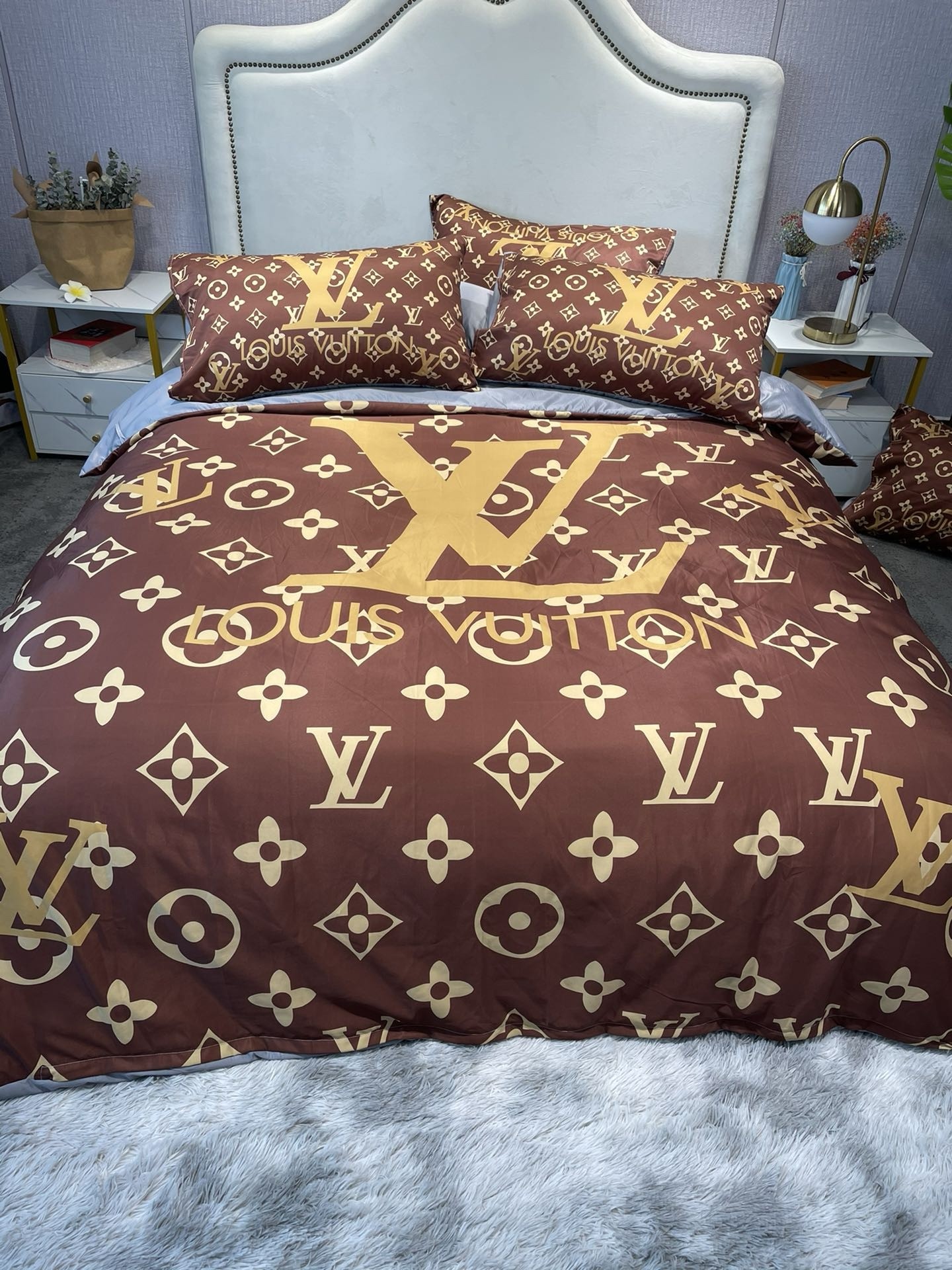 「#2260」Bedding-Louis Vuitton four-piece set