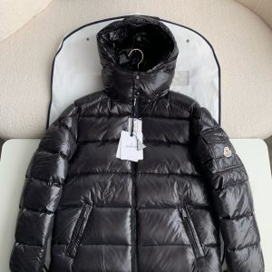 「#935」MONCLER MONTBELIARD DOWN JACKET