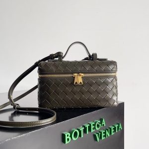 「#3861」BOTTECA VENETA uses exquisite craftsmanship intreccio weaving imported sheepskin leather Crossbody t