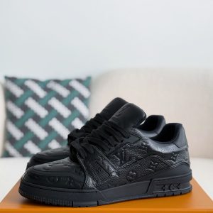 「#2694」 LOUIS VUITTON TRAINER SNEAKERS