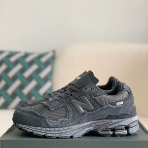 「#563」New Balance NB 2002R "refined future"